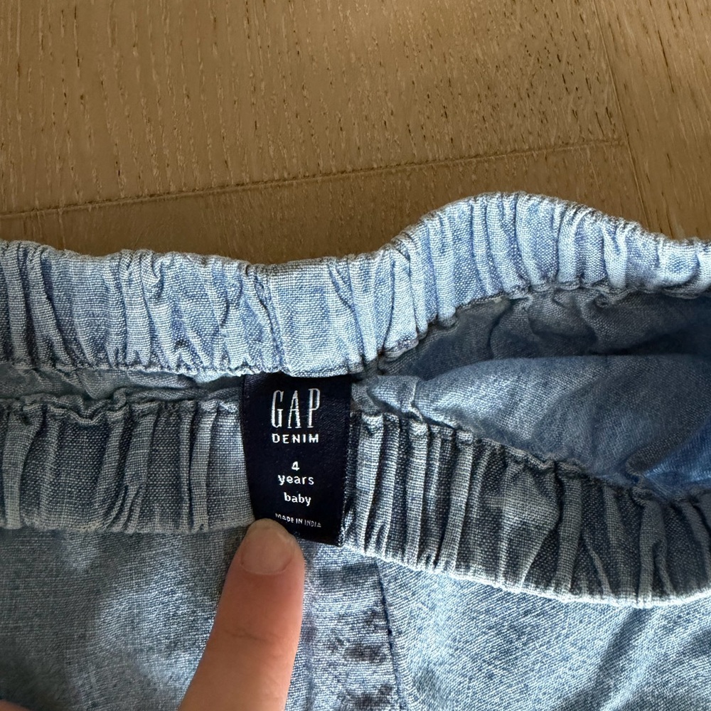 GAP Light Blue Denim Toddler Outfit - Picture 5 of 6